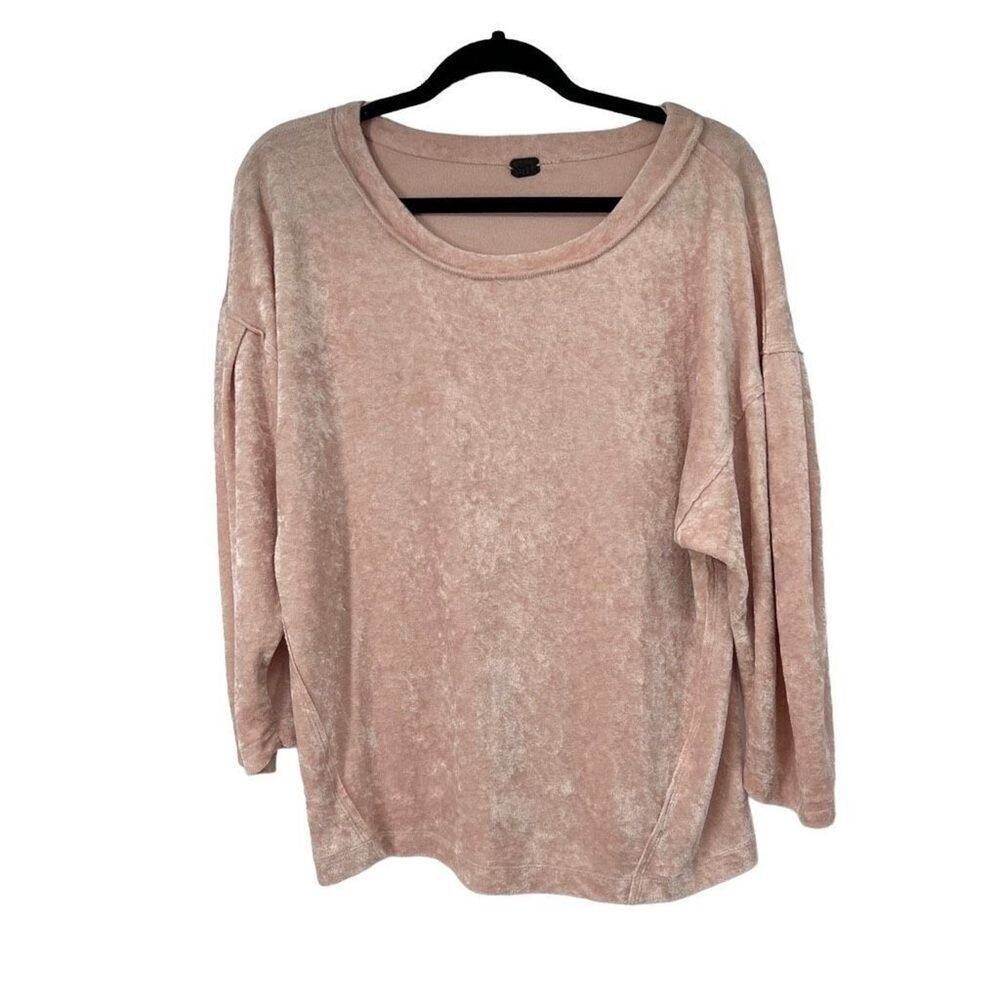 We‎ the Free Pink Velour Long Sleeve Puff Sleeve Top